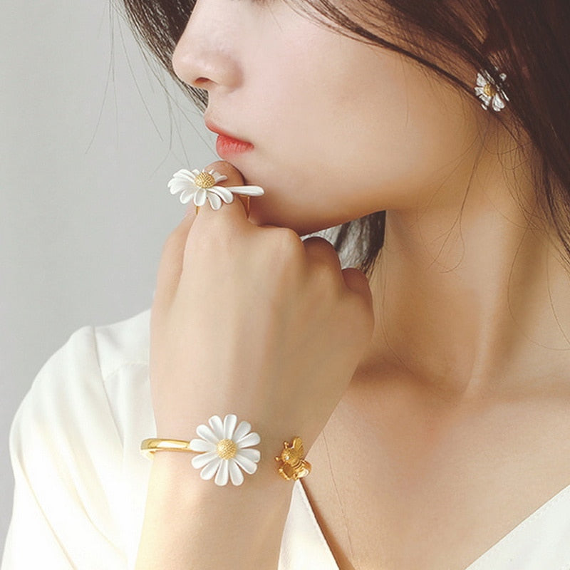 Korean Style Cute Small Daisy Flower Stud Earrings For Women Girls Sweet Statement Asymmetrical Earring Party Jewelry Gifts ShopOnlyDeal