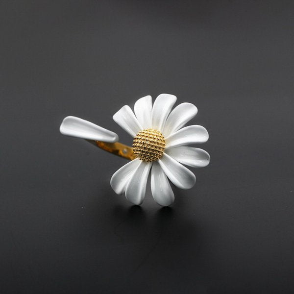 Korean Style Cute Small Daisy Flower Stud Earrings For Women Girls Sweet Statement Asymmetrical Earring Party Jewelry Gifts ShopOnlyDeal