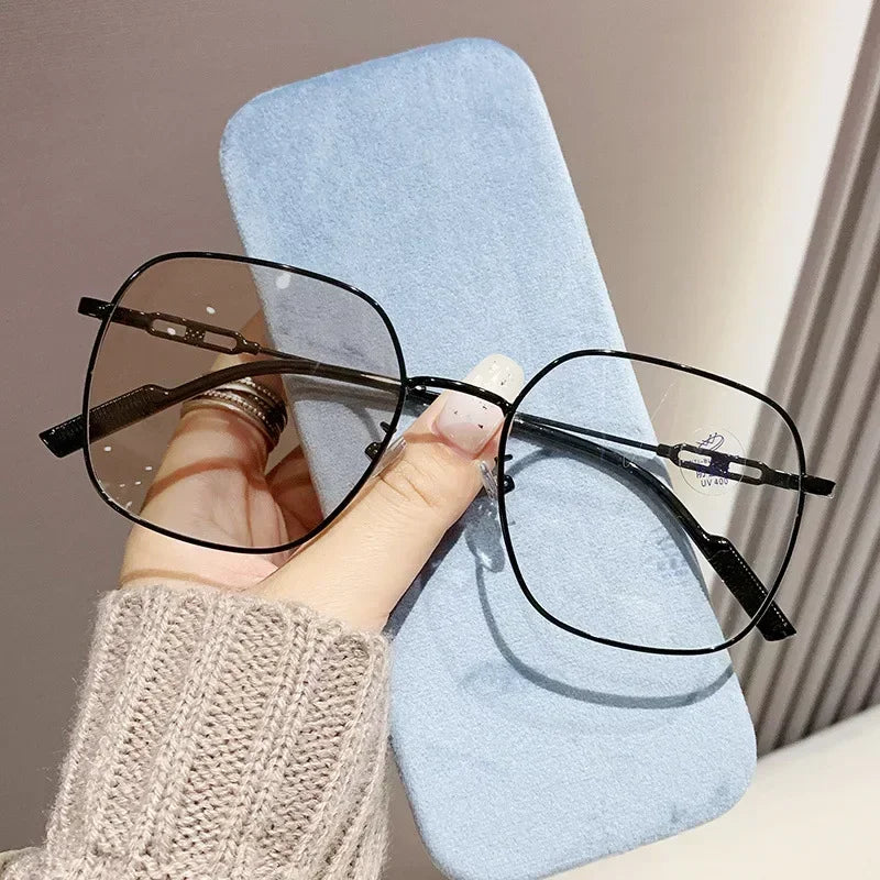 New Trend Oversized Frame Anti-Blue Light Photochromic Glasses Prescription Near Sight Computer Eyeglasses for Women 0 to -4.0 ShopOnlyDeal