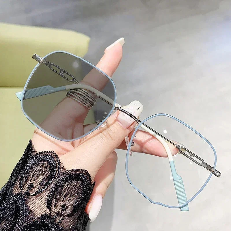 New Trend Oversized Frame Anti-Blue Light Photochromic Glasses Prescription Near Sight Computer Eyeglasses for Women 0 to -4.0 ShopOnlyDeal