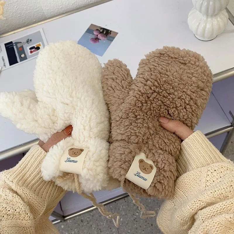 Womens Autumn Winter Riding With Fleece Thickened Warm Winterproof Lamb Fleece Bear Label Gloves Fashion Color Simple Wholesale ShopOnlyDeal