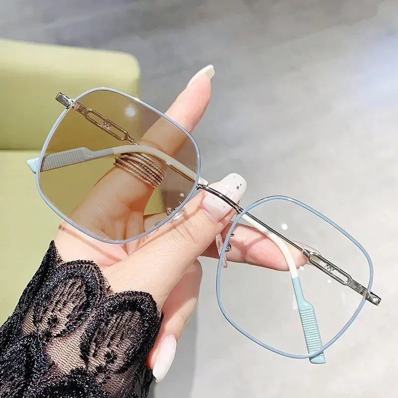 New Trend Oversized Frame Anti-Blue Light Photochromic Glasses Prescription Near Sight Computer Eyeglasses for Women 0 to -4.0 ShopOnlyDeal