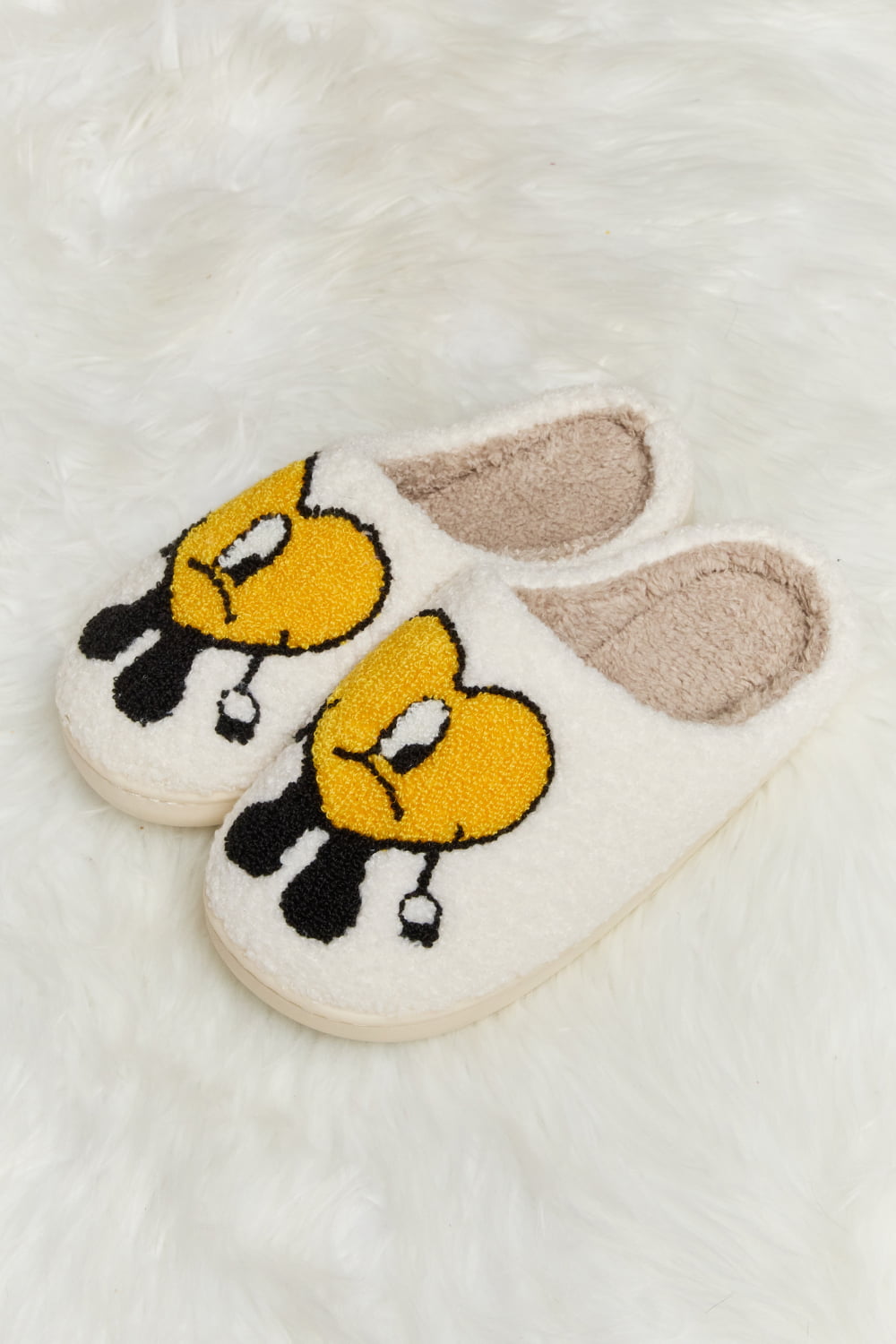 Step into Comfort and Style: Melody Love Heart Print Plush Slippers for Cozy and Chic Relaxation ShopOnlyDeal