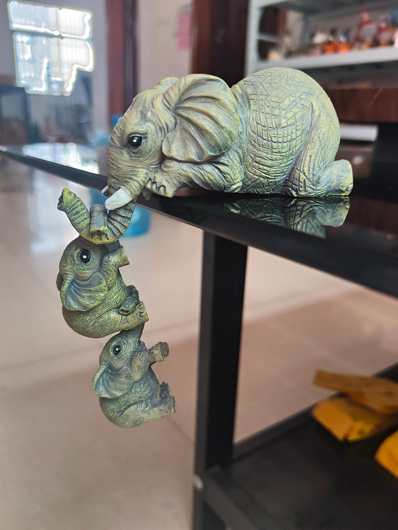 3pcs Elephant Baby Set, Old Elephant Hanging Baby Elephant, Mother Love Elephant, Polyresin Handicraft, Home Decoration ShopOnlyDeal