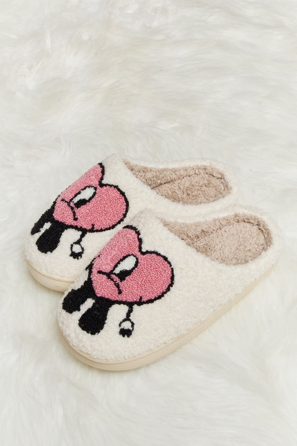 Step into Comfort and Style: Melody Love Heart Print Plush Slippers for Cozy and Chic Relaxation ShopOnlyDeal