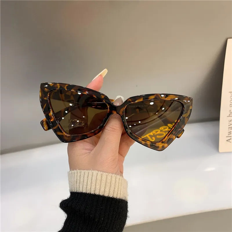 New Fashion Cat Eye Sunglass Trendy Female Eyewear Luxury Brand Designer Popular Women Travelling Sun Shades Glasse ShopOnlyDeal