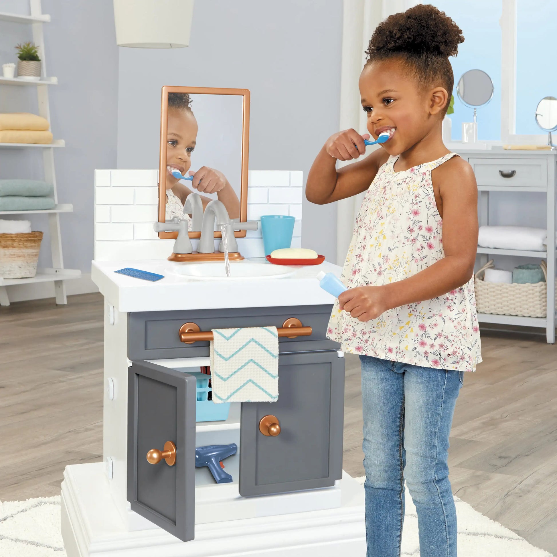 First Bathroom Sink with Real Working Faucet Pretend Play for Kids, 12 Bathroom Accessories ShopOnlyDeal