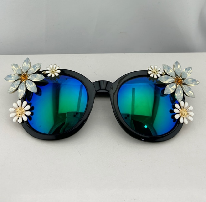 Sparkle and Style: Elevate Your Look with New Fashion Rhinestone Crystal Sunglasses for Women and Girls, Complete with Matching Floral Earring Decor! ShopOnlyDeal