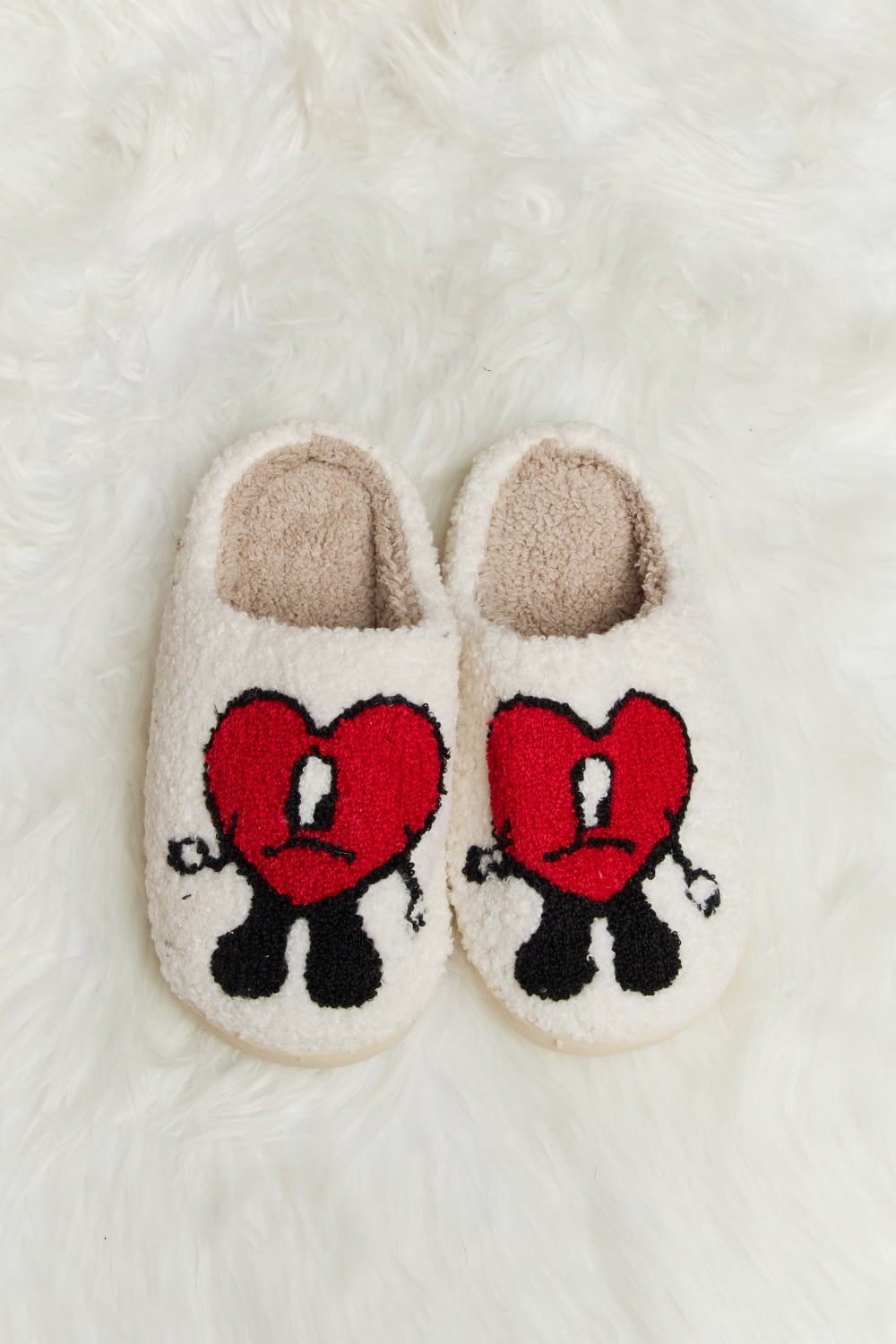 Step into Comfort and Style: Melody Love Heart Print Plush Slippers for Cozy and Chic Relaxation ShopOnlyDeal