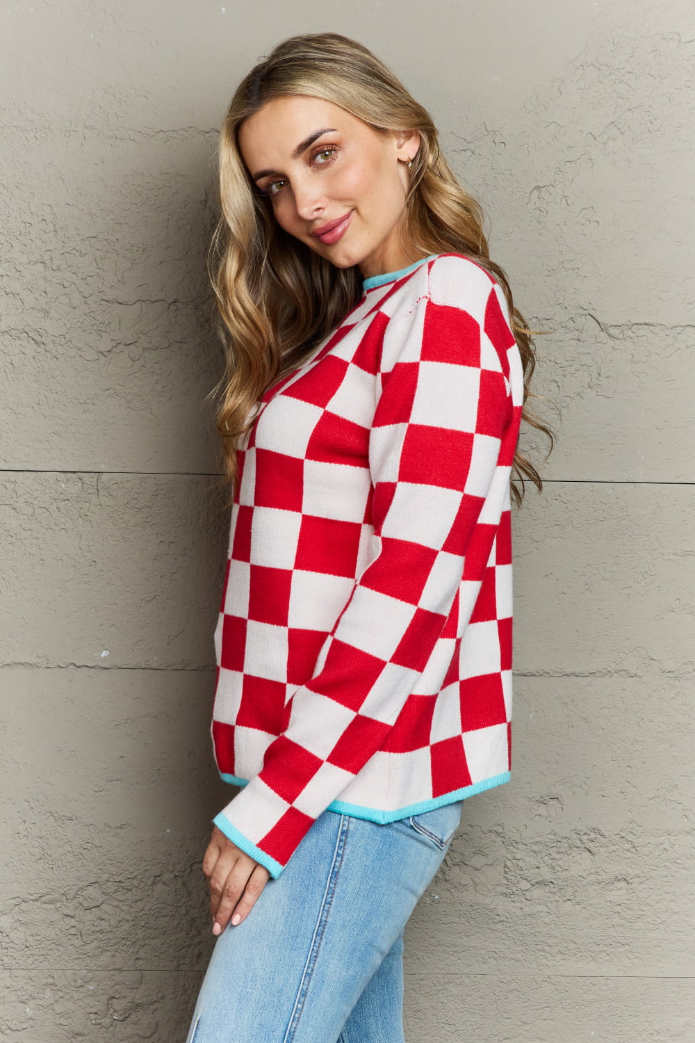 Checkered Round Neck Sweater Trendsi